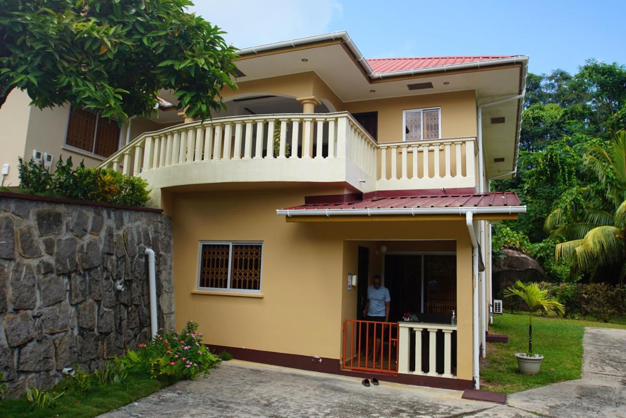 Zeph Self Catering Apartment Baie Lazare  Екстериор снимка
