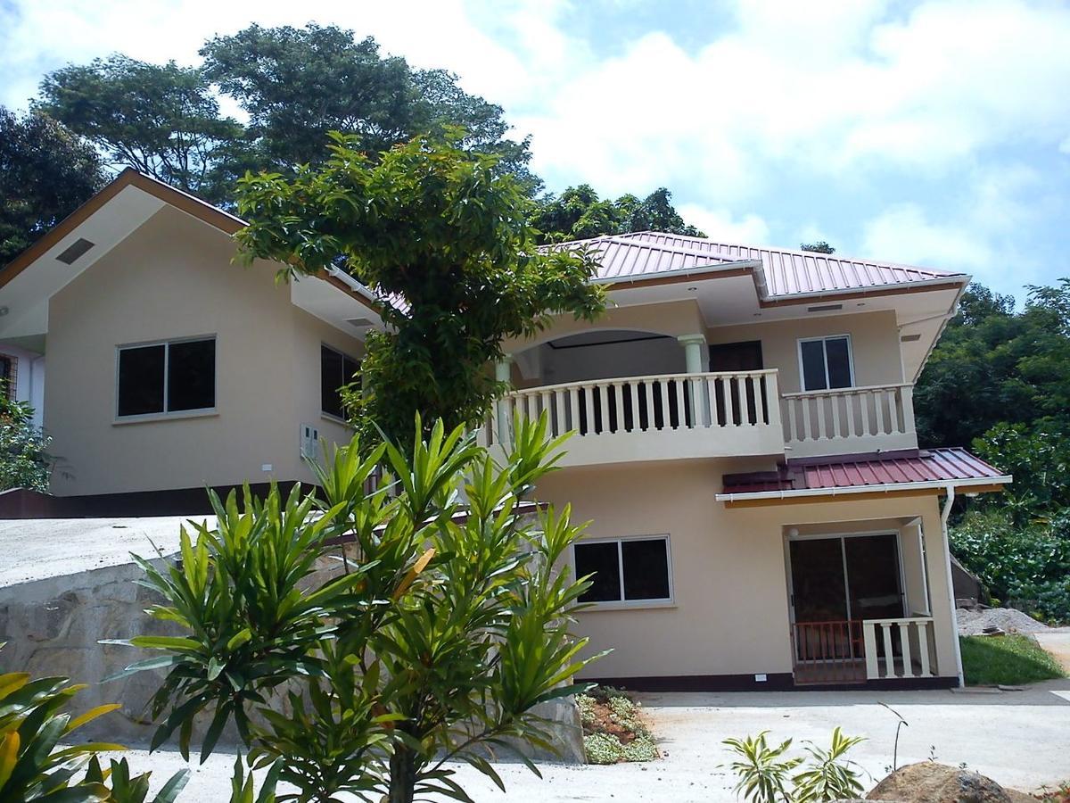 Zeph Self Catering Apartment Baie Lazare  Екстериор снимка