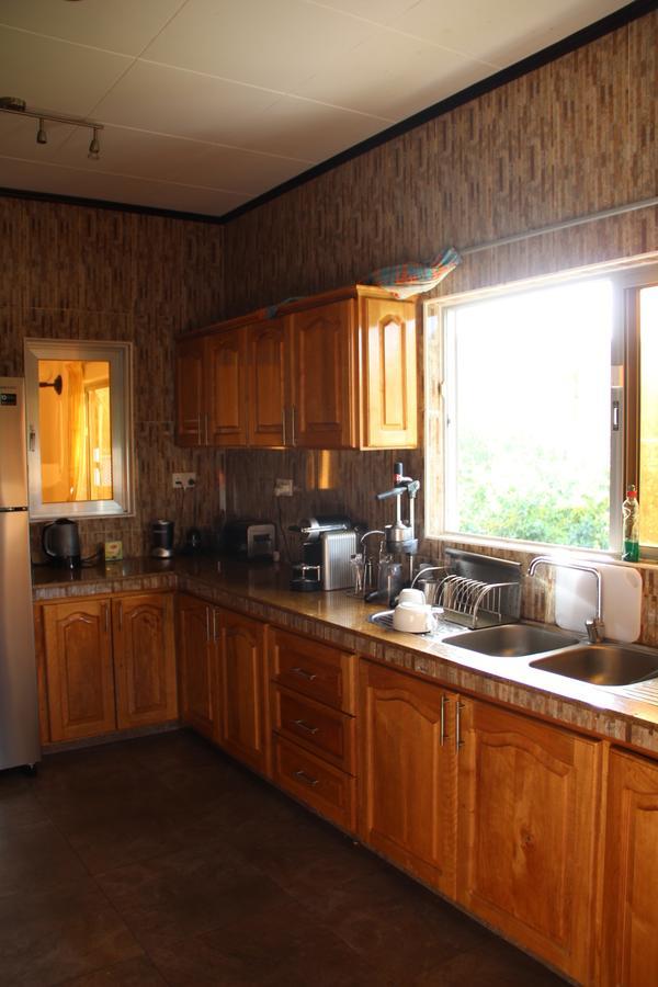 Zeph Self Catering Apartment Baie Lazare  Екстериор снимка